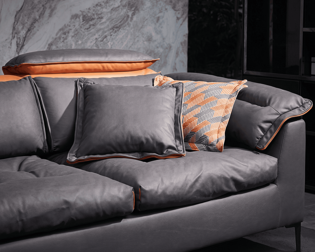Whitmore Sectional Sofa (Black)